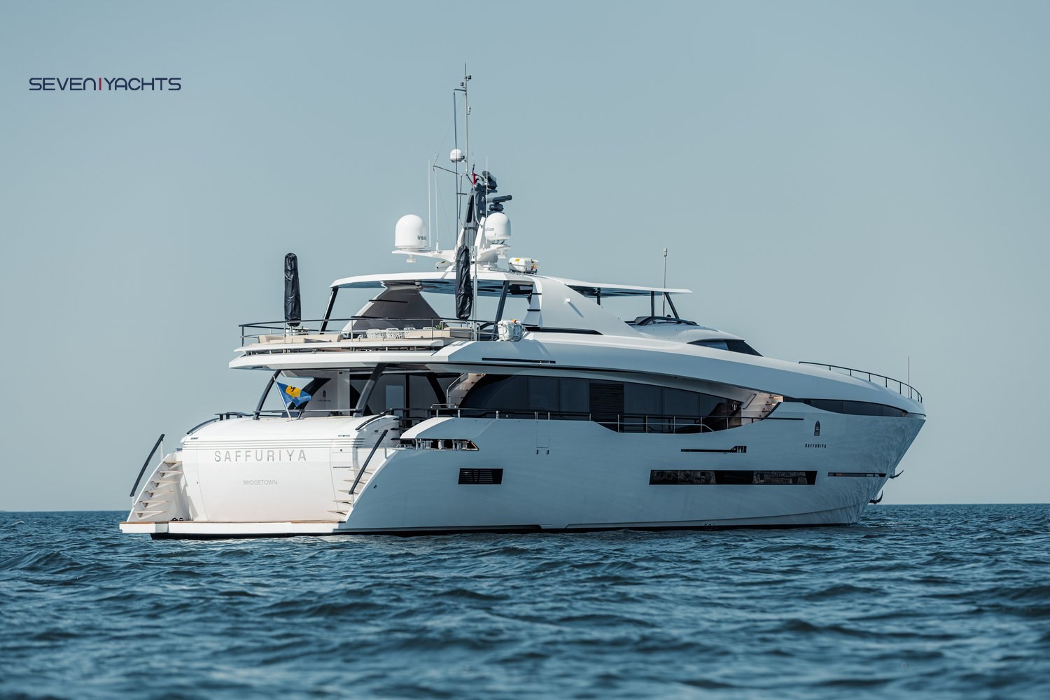 Luxury Yacht Suffuriya in Dubai